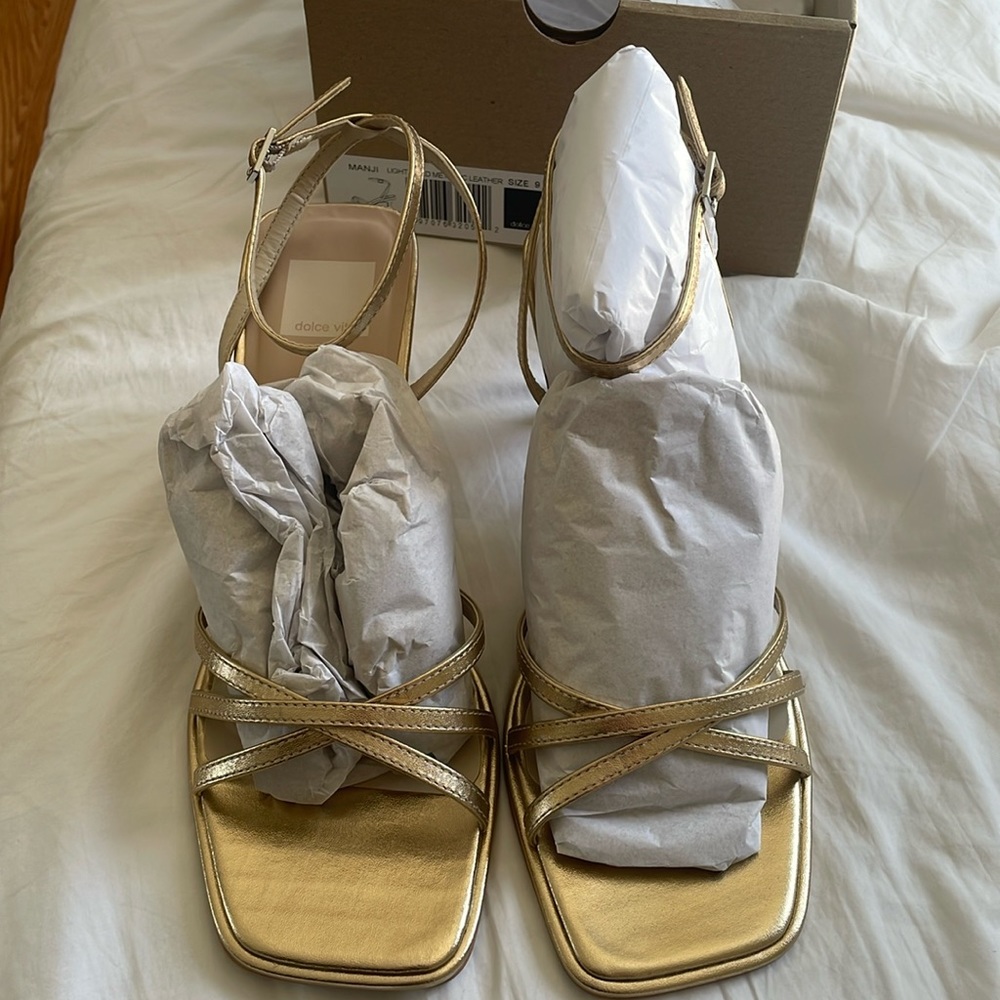 Dolce Vita size 9 gold metallic leather sandals